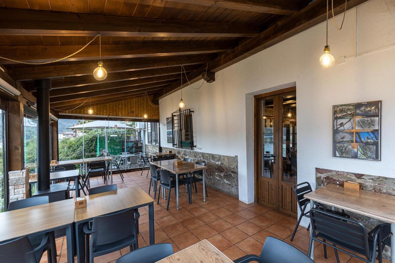 Hostal Etxeberri Eugi Bagian luar foto